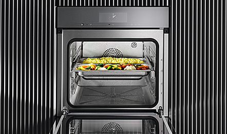 Cuocere, arrostire, cottura combinata nel forno combi a vapore Miele DGC XL